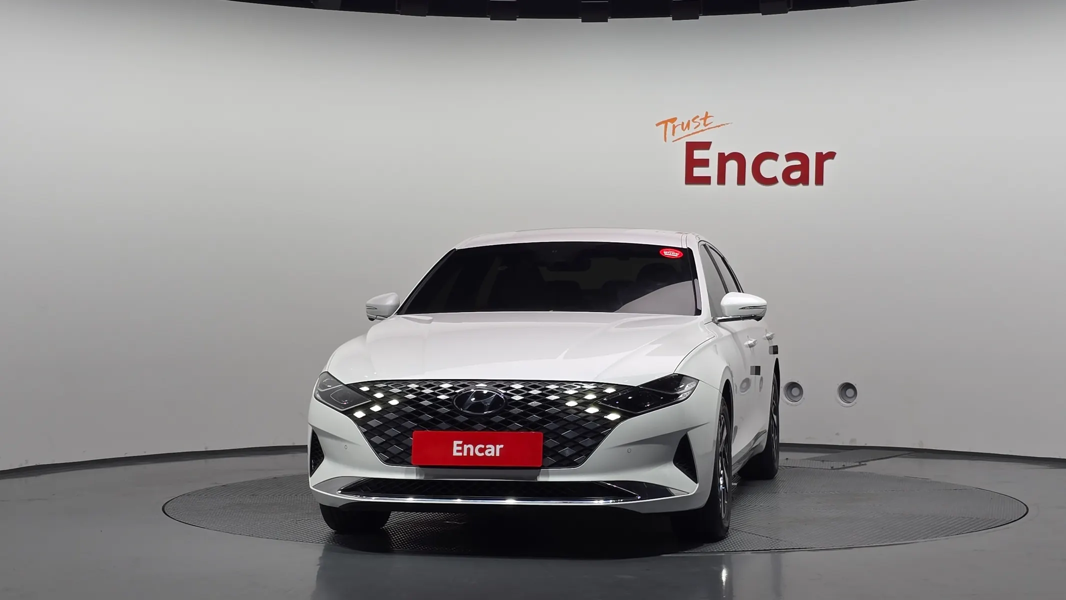 Hyundai IG 2022 2/5