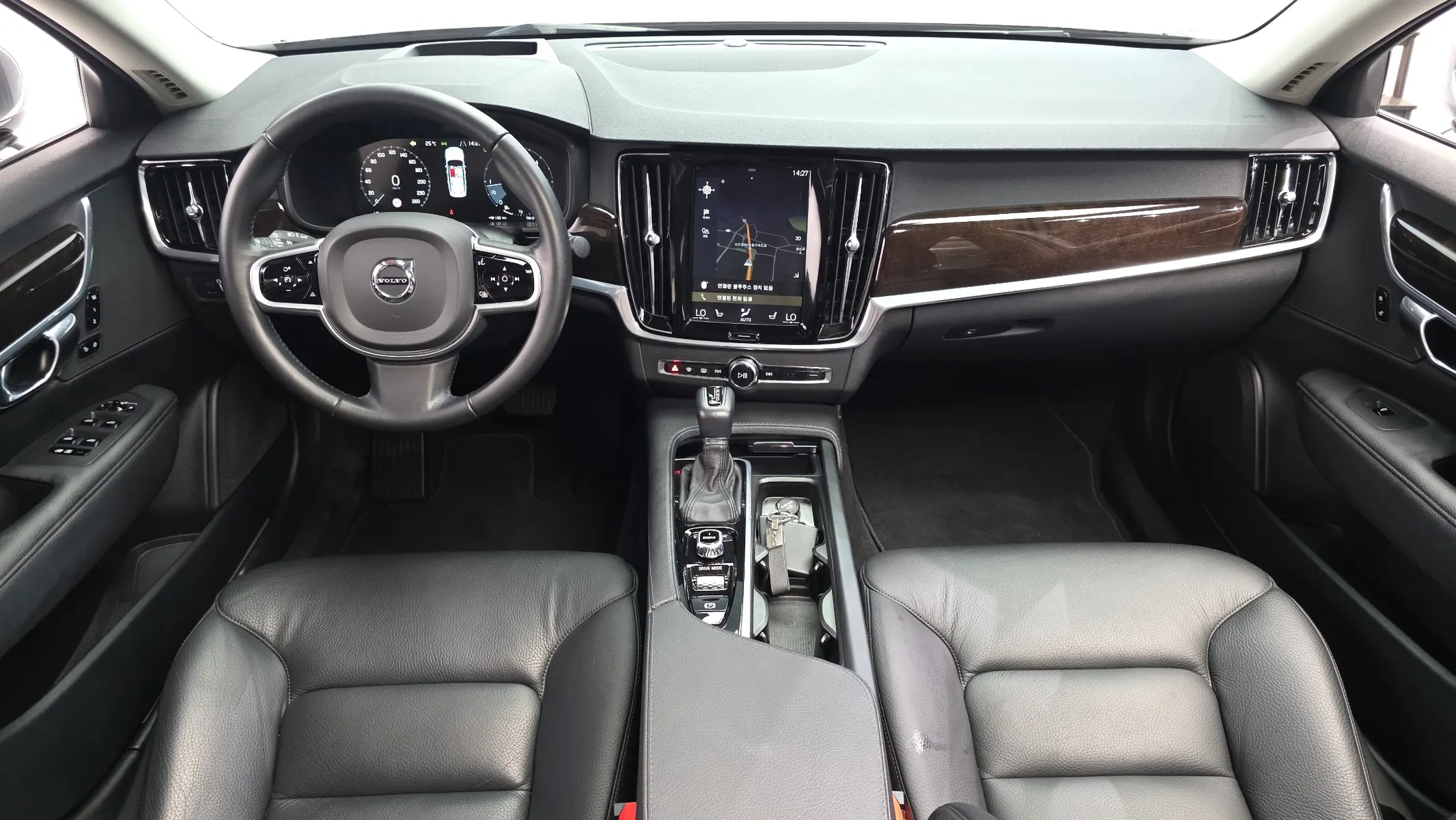 Volvo S90 D4 2017 4/5