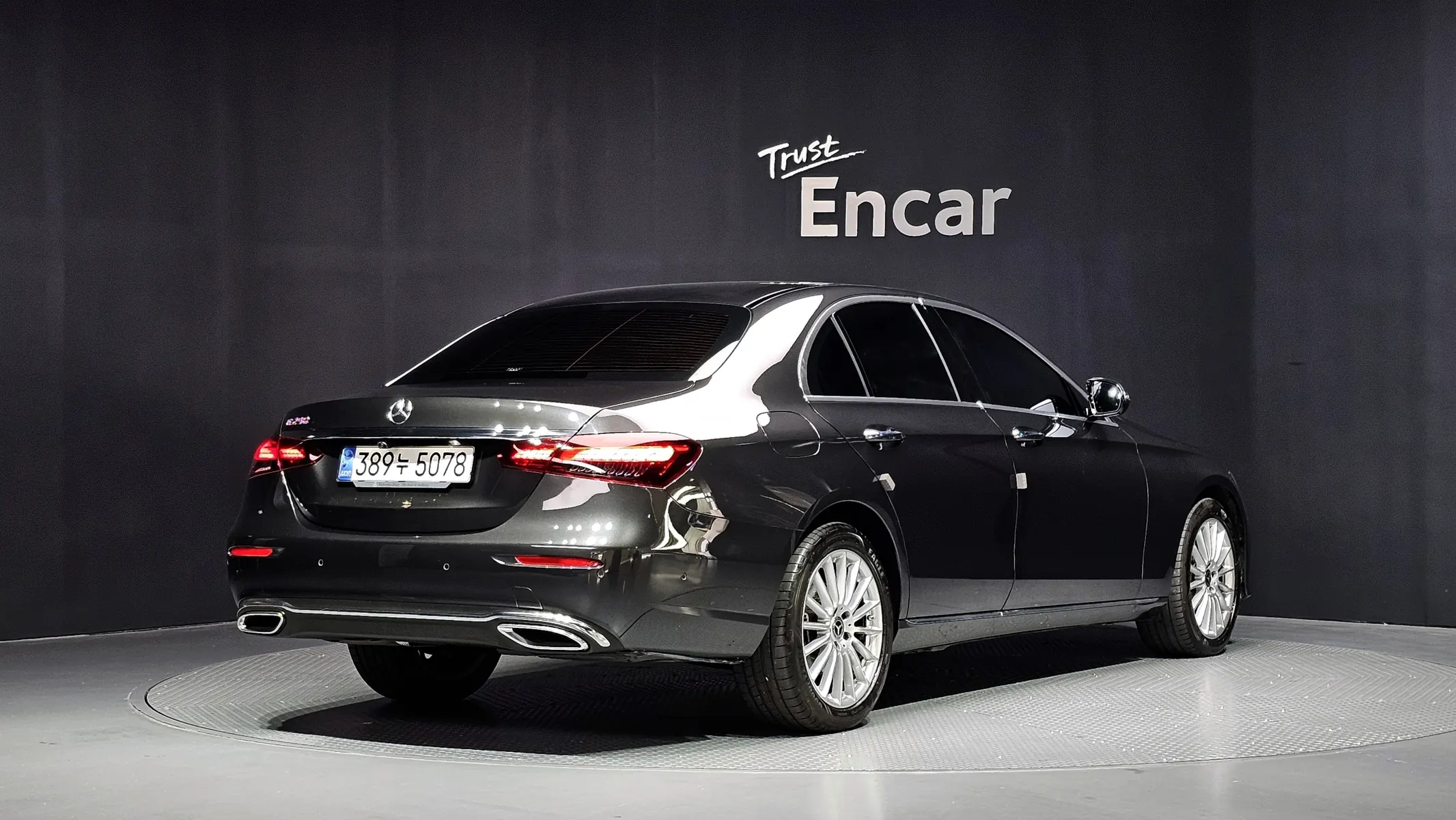 Mercedes-Benz E-Class W213 E250 2021 2/35