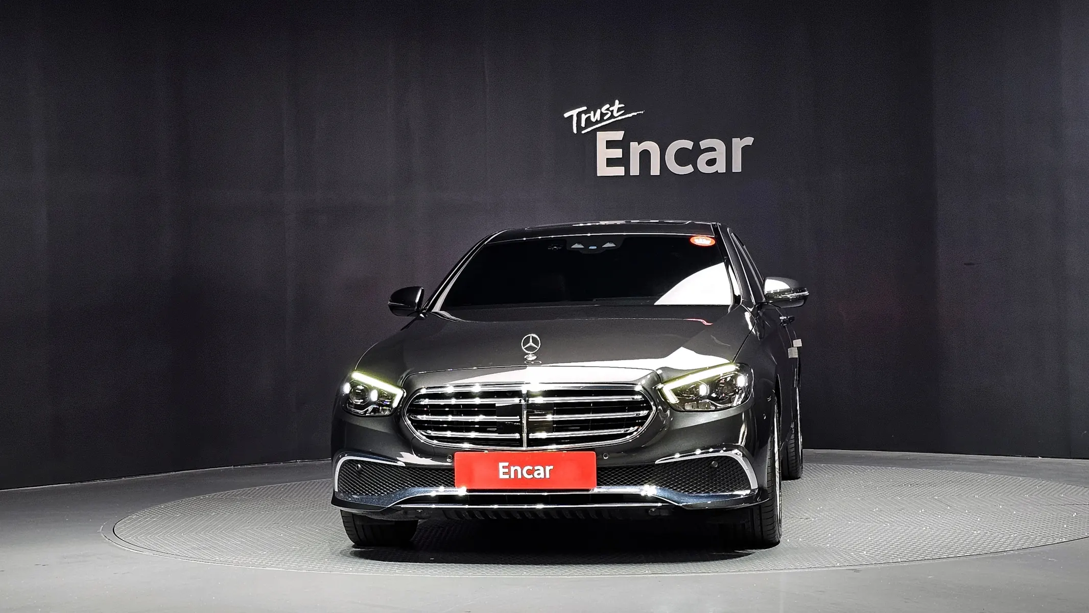 Mercedes-Benz E-Class W213 E250 2021 3/35