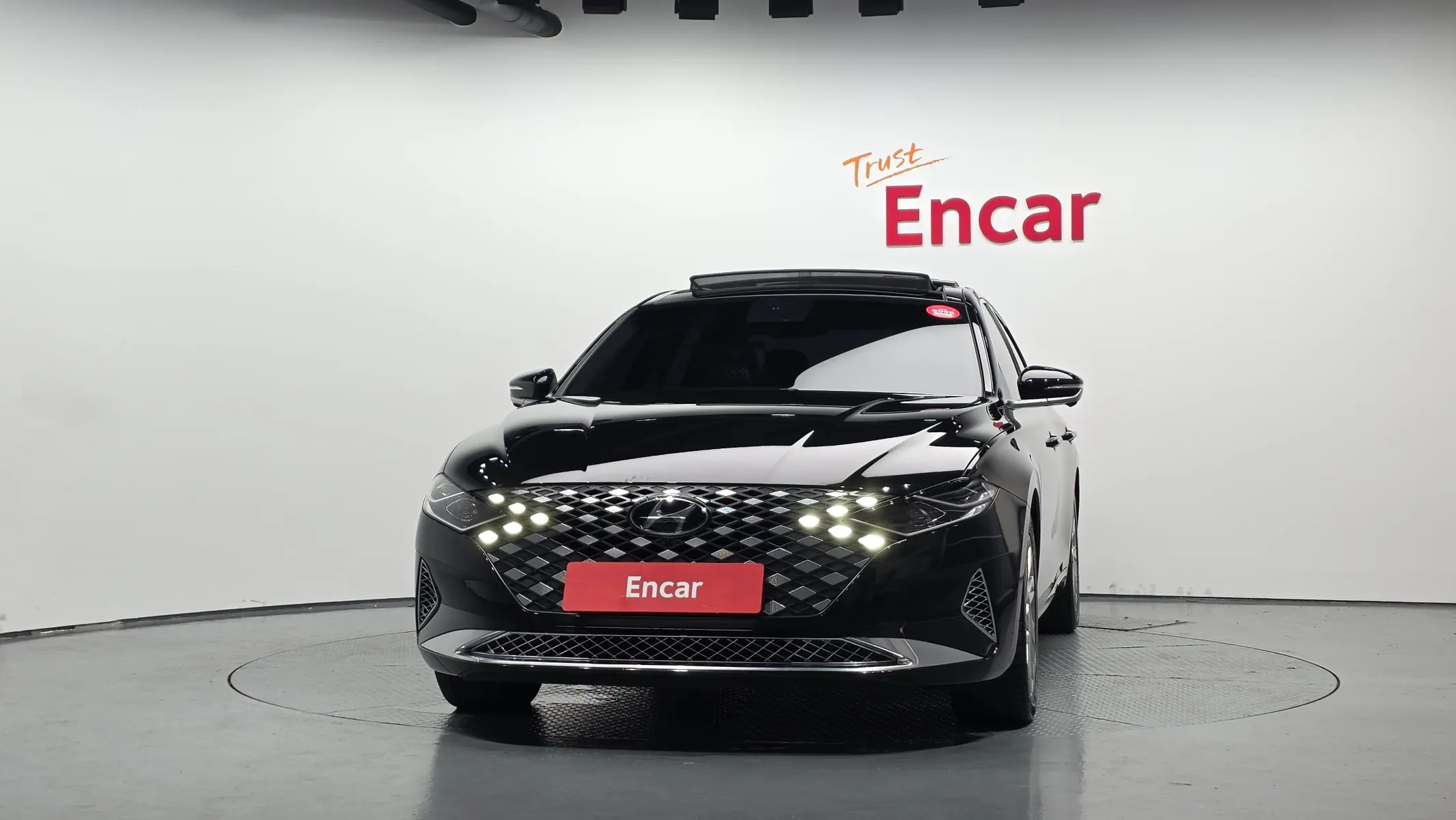 Hyundai IG 2021 3/33