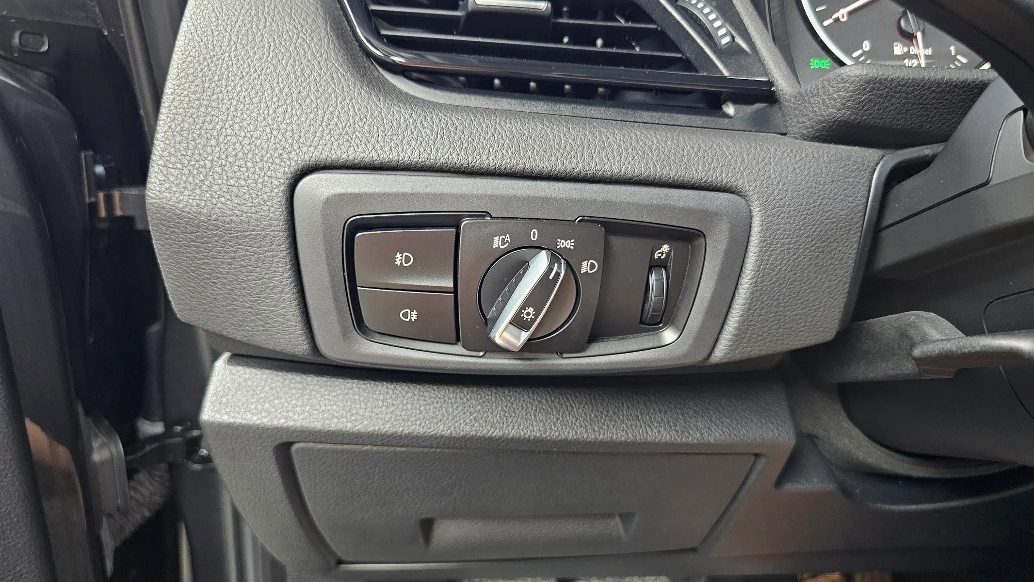 BMW 2 Series Tourer (F45) 2015 20/21