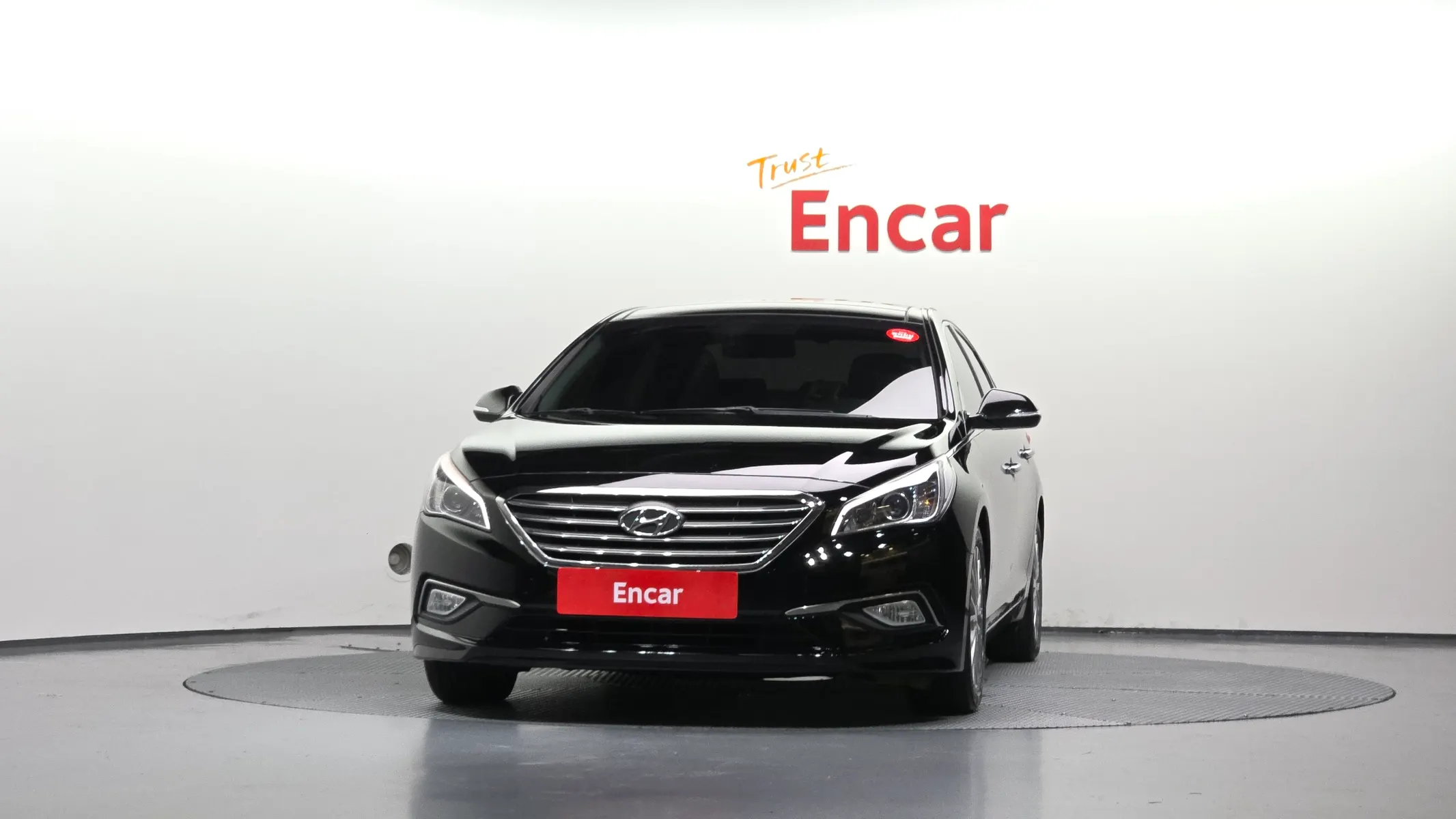 Hyundai LF 2.0 2014 2/5