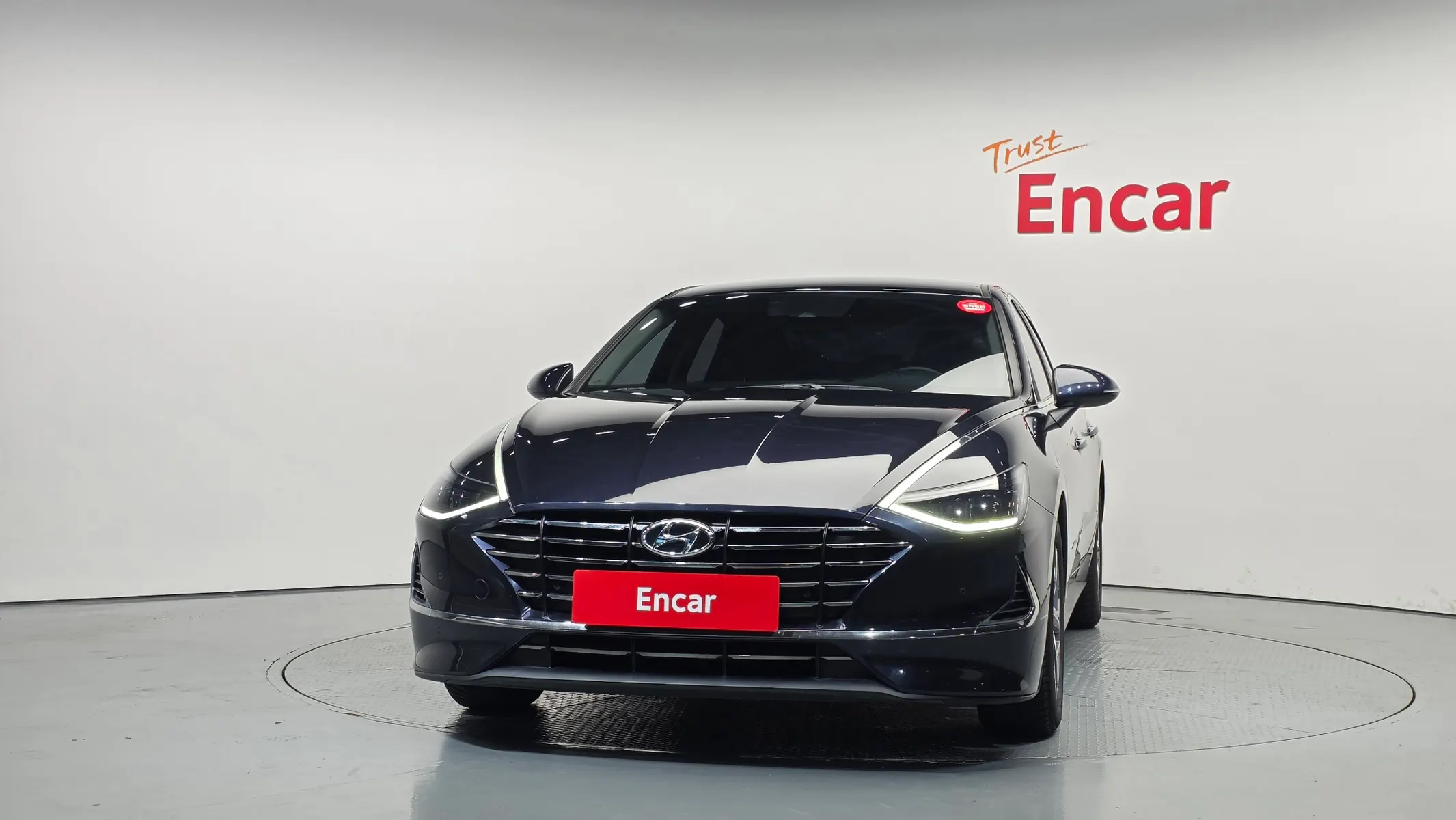 Hyundai (DN8) 2.0 2019 2/5