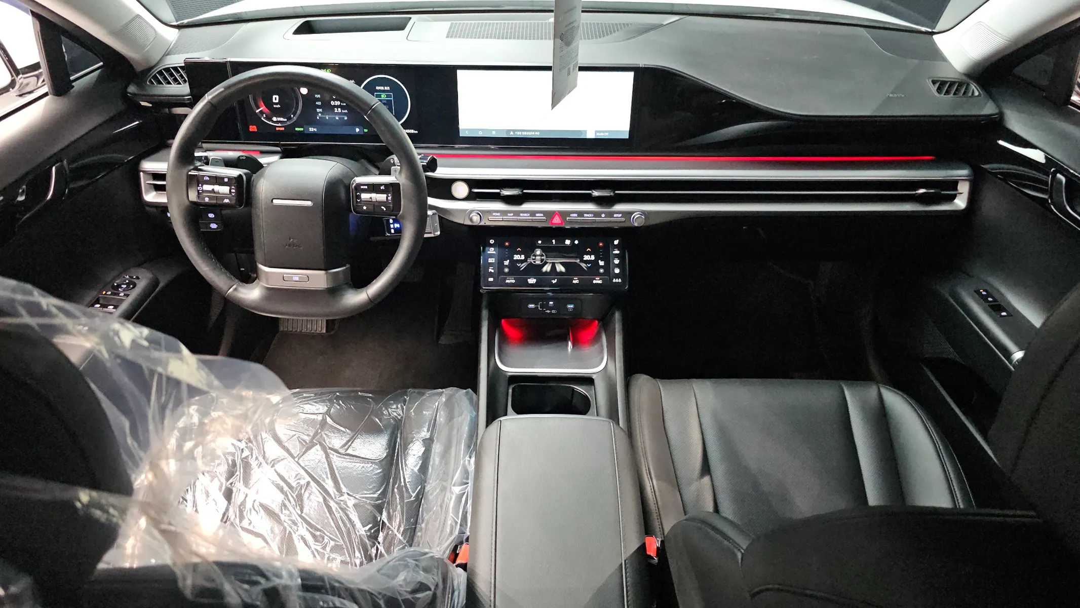 Hyundai (GN7) 2024 4/5