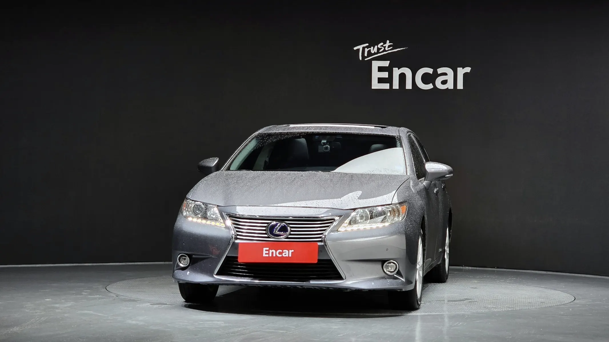 Lexus ES300h 2014 2/5