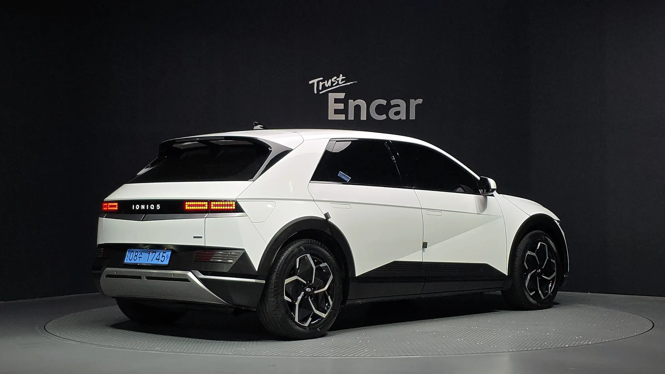 Hyundai Ioniq 5 AWD 2022 2/33