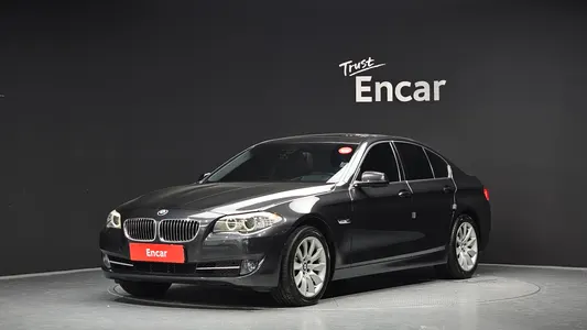 BMW 5 Series (F10) 528i xDrive 2013