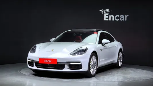 Porsche (971) 2.9 AWD E- 2020