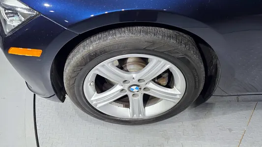 BMW 3 Series (F30) 320d 2015 5