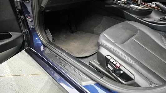 BMW 3 Series (F30) 320d 2015 14
