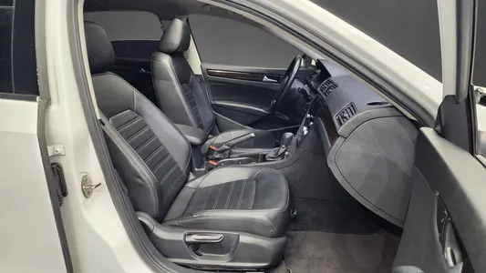 Volkswagen 파사트 1.8 TSI 2015 11