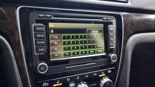 Volkswagen 파사트 1.8 TSI 2015 17