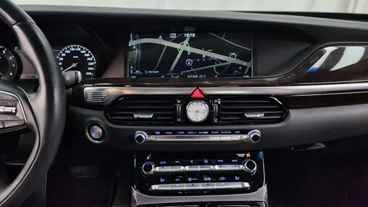 Genesis EQ900 3.8 GDI AWD 2016 14