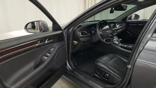 Genesis EQ900 3.8 GDI AWD 2016 10