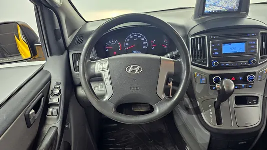Hyundai Grand Starex 12 LPi 2015 13