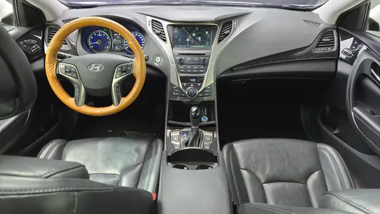 Hyundai Grandeur HG HG240 2014 7