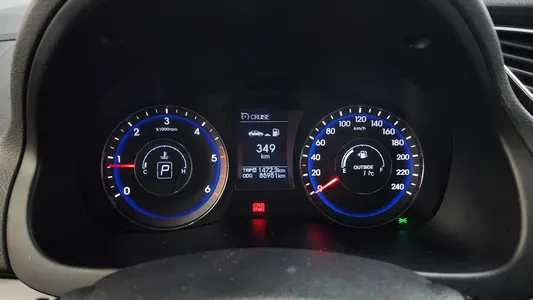 Hyundai i40 1.7 VGT 2014 8