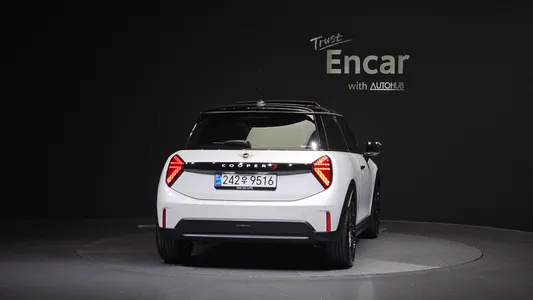 MINI S 4 2024 4