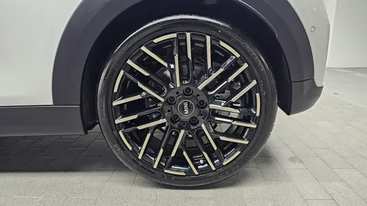 MINI S 4 2024 5