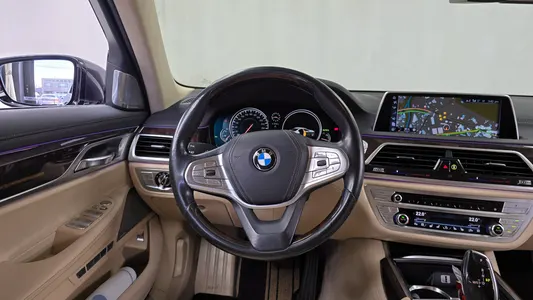 BMW 7 Series (G11) 750Li xDrive 2016 13