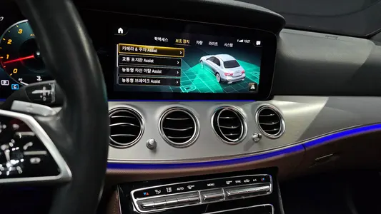 Mercedes-Benz E-Class W213 E250 2021 14