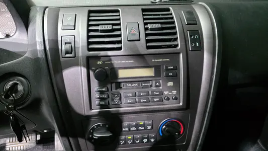 Hyundai 테라칸 4WD EX290 2002 17