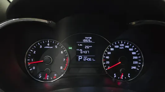 Kia K3 2015 8