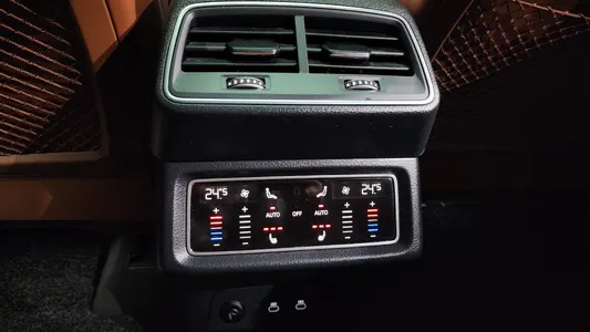 Audi e- 55 2021 18