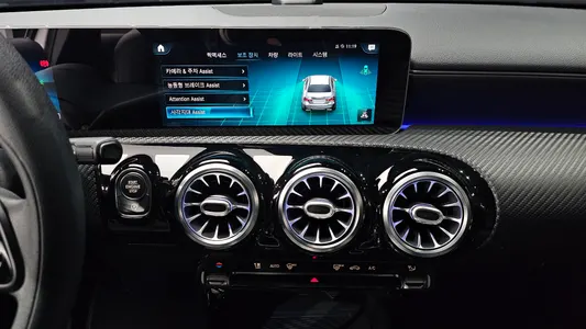 Mercedes-Benz A-Class W177 A220 2020 14