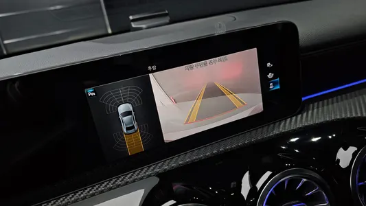 Mercedes-Benz A-Class W177 A220 2020 16