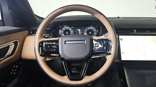 Land Rover 레인지로버 벨라 3.0 P400 HSE 2024 12