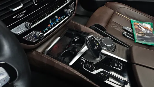 BMW 6 Series GT (G32) 630i xDrive 2021 9