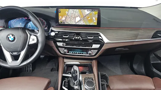 BMW 6 Series GT (G32) 630i xDrive 2021 14