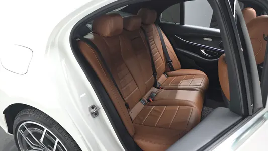 Mercedes-Benz E-Class W213 E220d 4MATIC AMG Line 2020 10