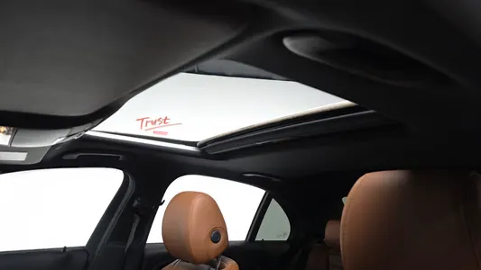 Mercedes-Benz E-Class W213 E220d 4MATIC AMG Line 2020 18