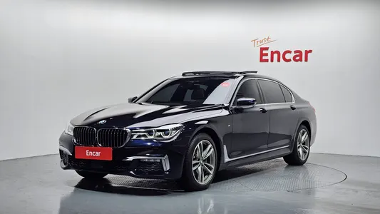 BMW 7 Series (G11) 740Li xDrive M 2017