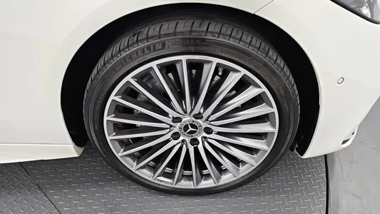 Mercedes-Benz C-Class W206 C300 AMG Line 2022 5