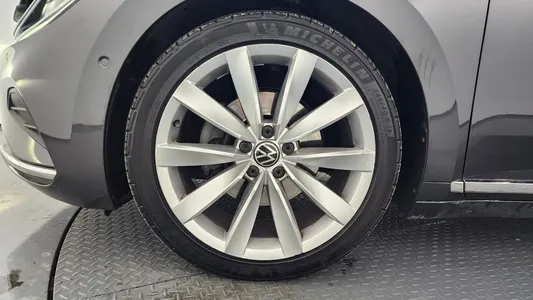 Volkswagen 아테온 2.0 TDI 2022 5