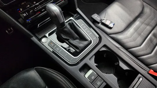 Volkswagen 아테온 2.0 TDI 2022 9