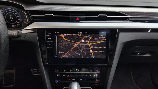 Volkswagen 아테온 2.0 TDI 2022 15