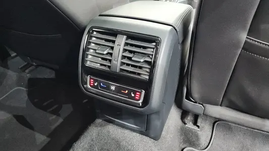 Volkswagen 아테온 2.0 TDI 2022 18