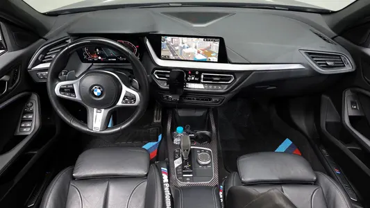 BMW 1 Series (F40) 120i M 2022 6