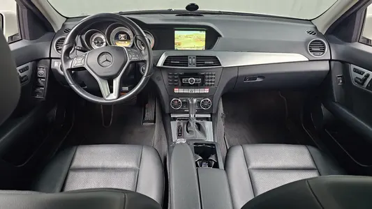 Mercedes-Benz C-Class W204 C200 CGI 2012 7
