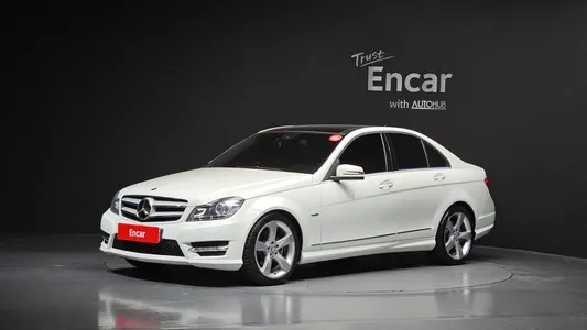 Mercedes-Benz C-Class W204 C200 CGI 2012