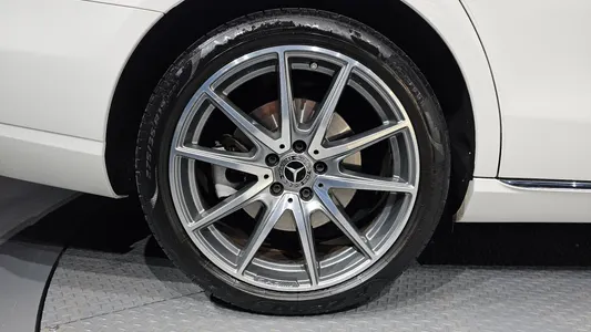 Mercedes-Benz E-Class W213 E300e 4MATIC 2022 5