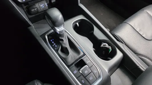 Hyundai TM 2.0 2WD 2018 9