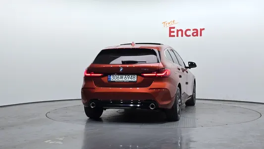 BMW 1 Series (F40) 118d 2021 4