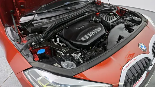 BMW 1 Series (F40) 118d 2021 6