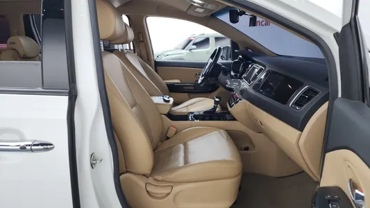 Kia 카니발 9 2017 11